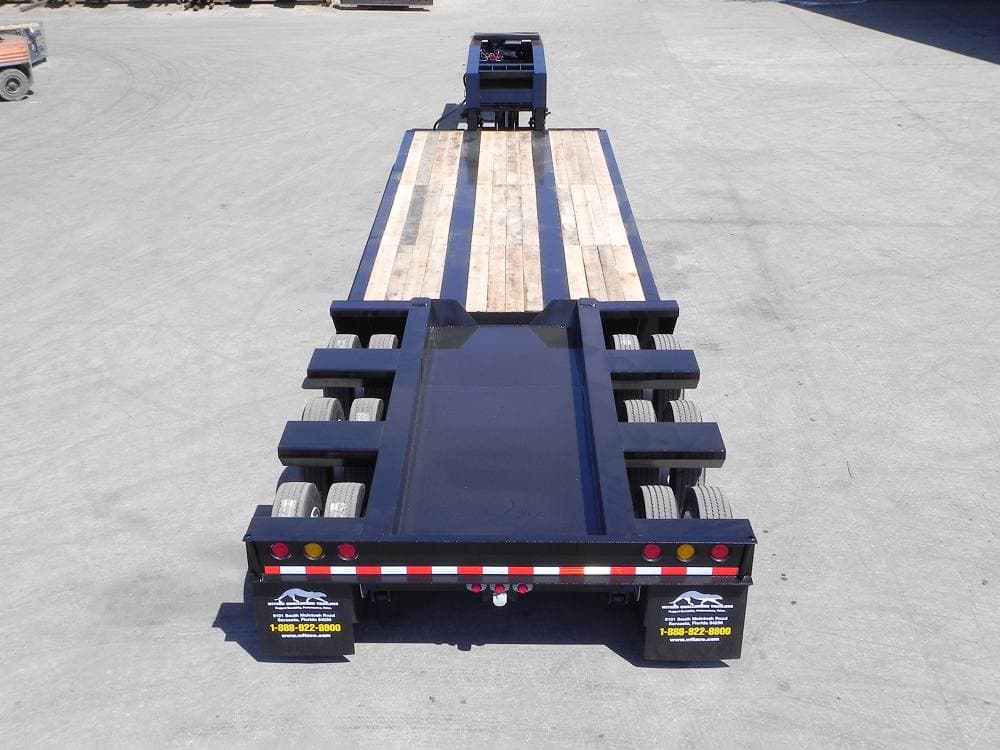 RG-60 • 60 Ton Removable Gooseneck trailer