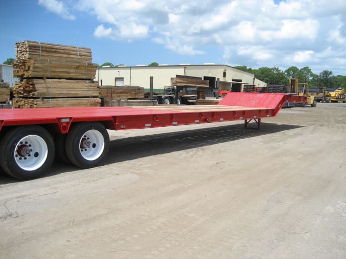 RT-52 trailer