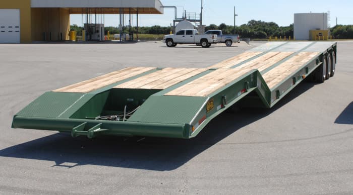 RT-52 trailer