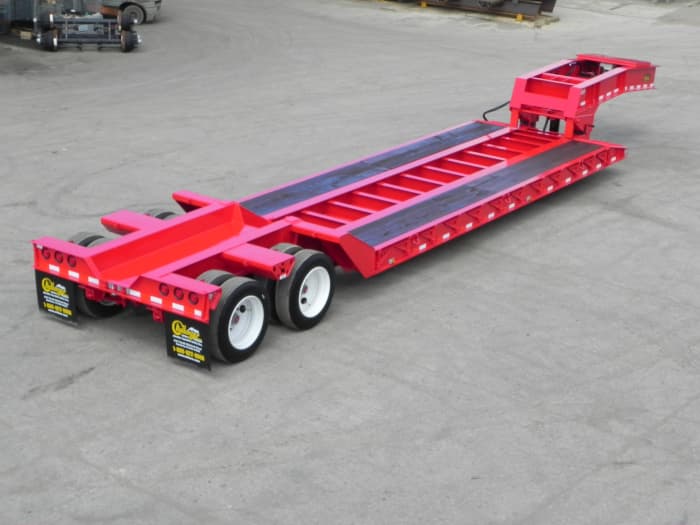 RG-35 • 35 Ton Removable Gooseneck Series trailer