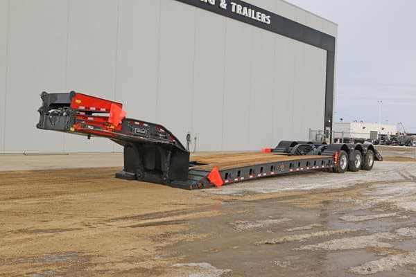 Brandt H650 Beavertail trailer