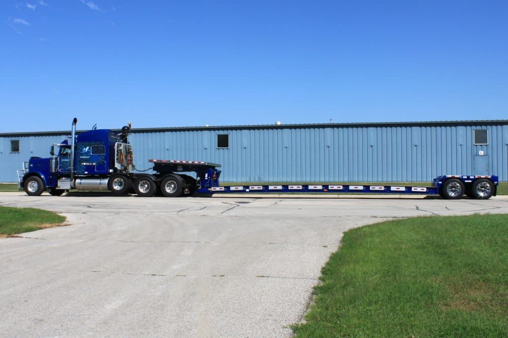 Jet 35 ton detachable gooseneck lowboy