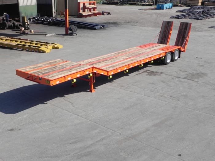 RN-35 • 35 Ton Full Width Neck trailer